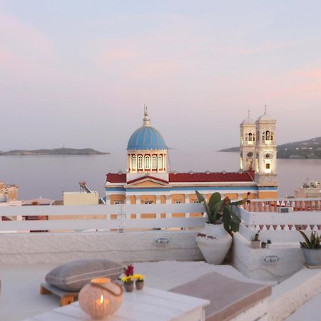 San Nikolas View Guest House Ermoúpoli Eksteriør bilde