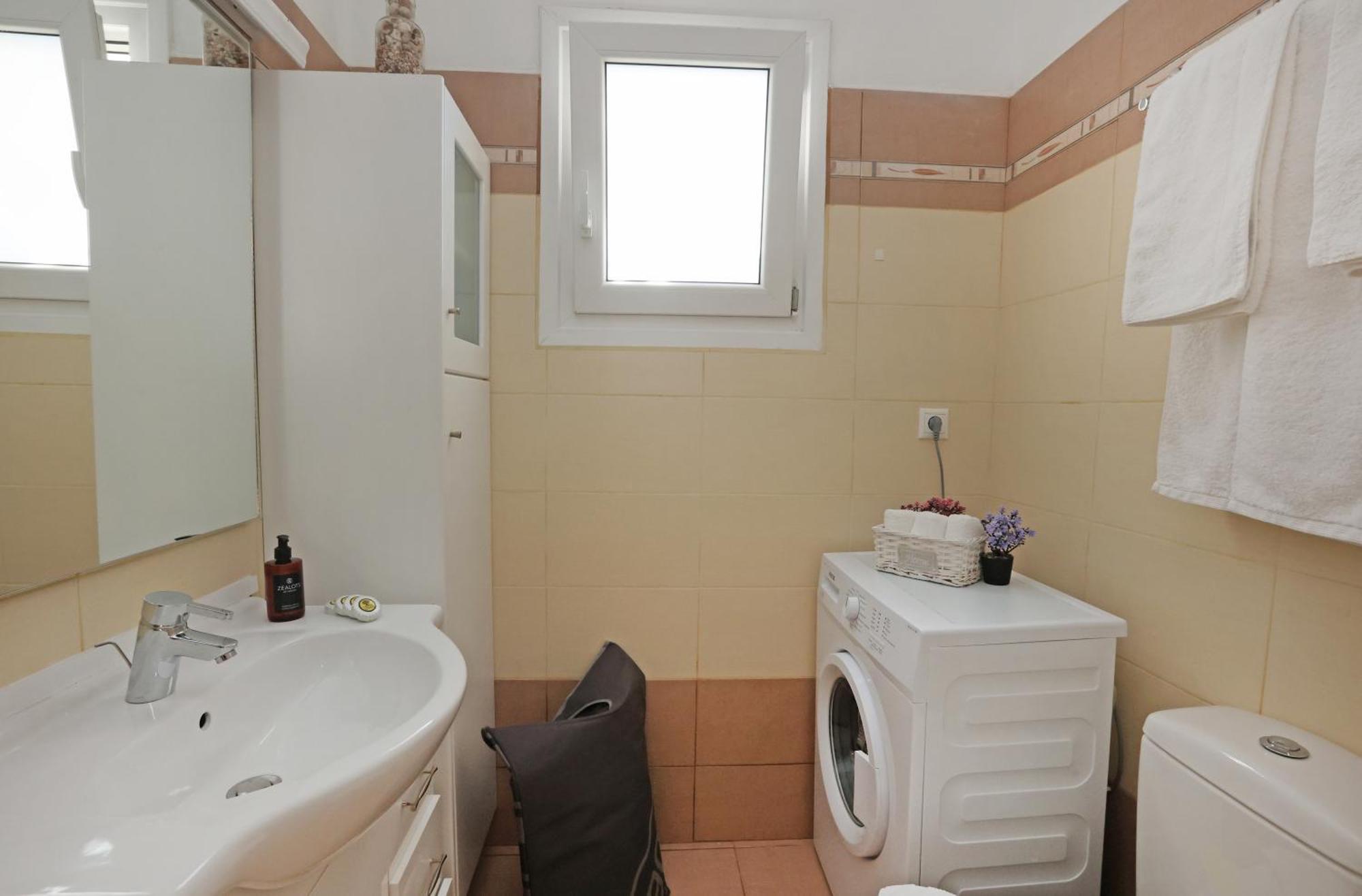 San Nikolas View Guest House Ermoúpoli Eksteriør bilde