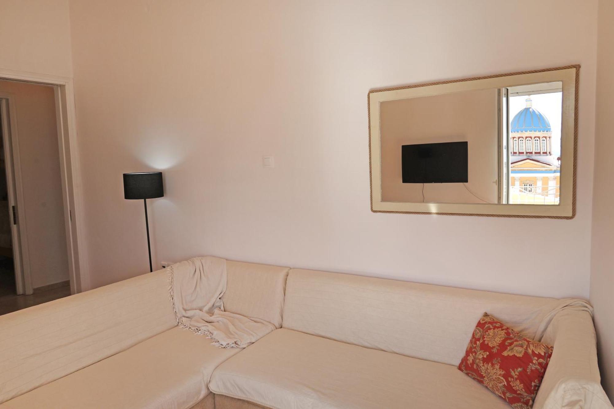 San Nikolas View Guest House Ermoúpoli Eksteriør bilde